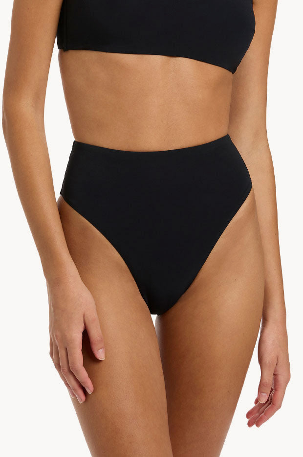 Jetset High Waist High Leg Pant